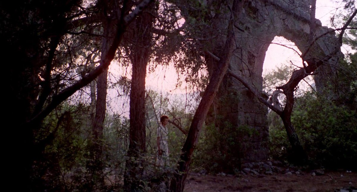 Le orme, Footprints on the Moon
(Luigi Bazzoni, 1975)