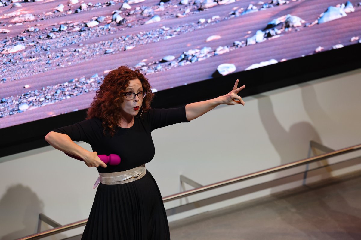 Dr. Kelly Weinersmith (@fuschmu) on Twitter photo .<a href="/catbohannon/">Cat Bohannon</a> and I are bringing Moms on Mars (now Mums on Mars) to the <a href="/hayfestival/">Hay Festival</a> on Thursday 29 May 2025 at 8.30pm! Get your tickets here:
hayfestival.com/p-23611-cat-bo…
Photos from Cambridge Science Festival .<a href="/catbohannon/">Cat Bohannon</a> and I are bringing Moms on Mars (now Mums on Mars) to the <a href="/hayfestival/">Hay Festival</a> on Thursday 29 May 2025 at 8.30pm! Get your tickets here:
hayfestival.com/p-23611-cat-bo…
Photos from Cambridge Science Festival