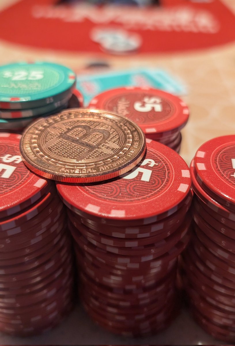 CryptoChef2017's tweet image. Grinding, stacking Sats. $BTC #Bitcoin  #Crypto #Poker