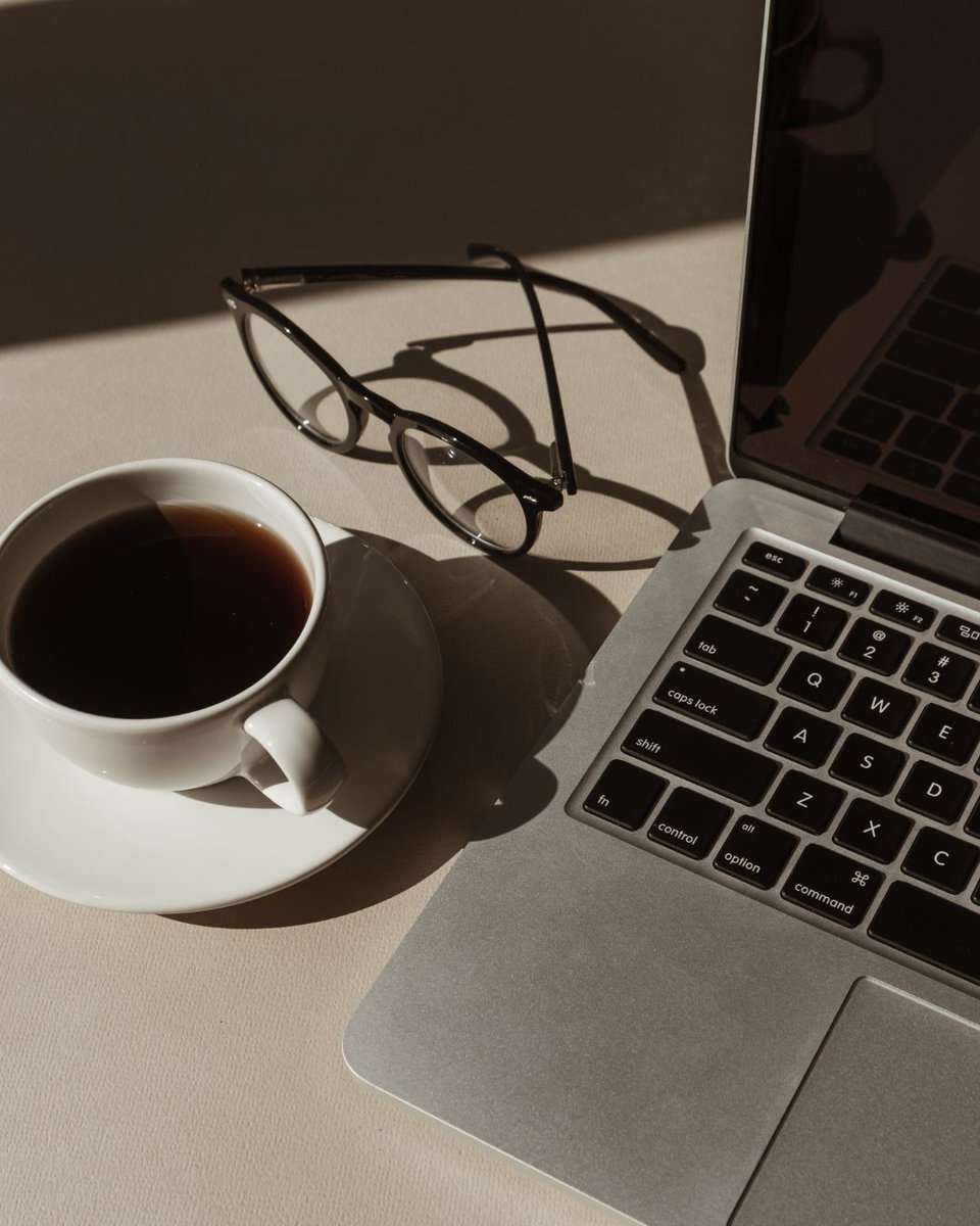 TheTopazFiles's tweet image. I wish my desk was as tidy as this, but there are things I can't share...yet. To the fans of the Topaz Files, you don't have to wait long for the next instalment. Stay tuned for more news. #bookrelease #thetopazfiles