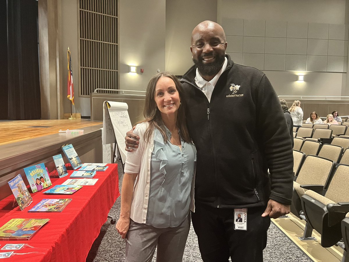 HAPPENING NOW: I’m attending Behavior Interventions That Work with Amie Dean and it is AMAZING! <a href="/BehaviorQueen/">Amie Dean</a> <a href="/NAESP/">National Assoc. of Elementary School Principals</a> <a href="/VanWert_Elem/">Van Wert Elementary</a>