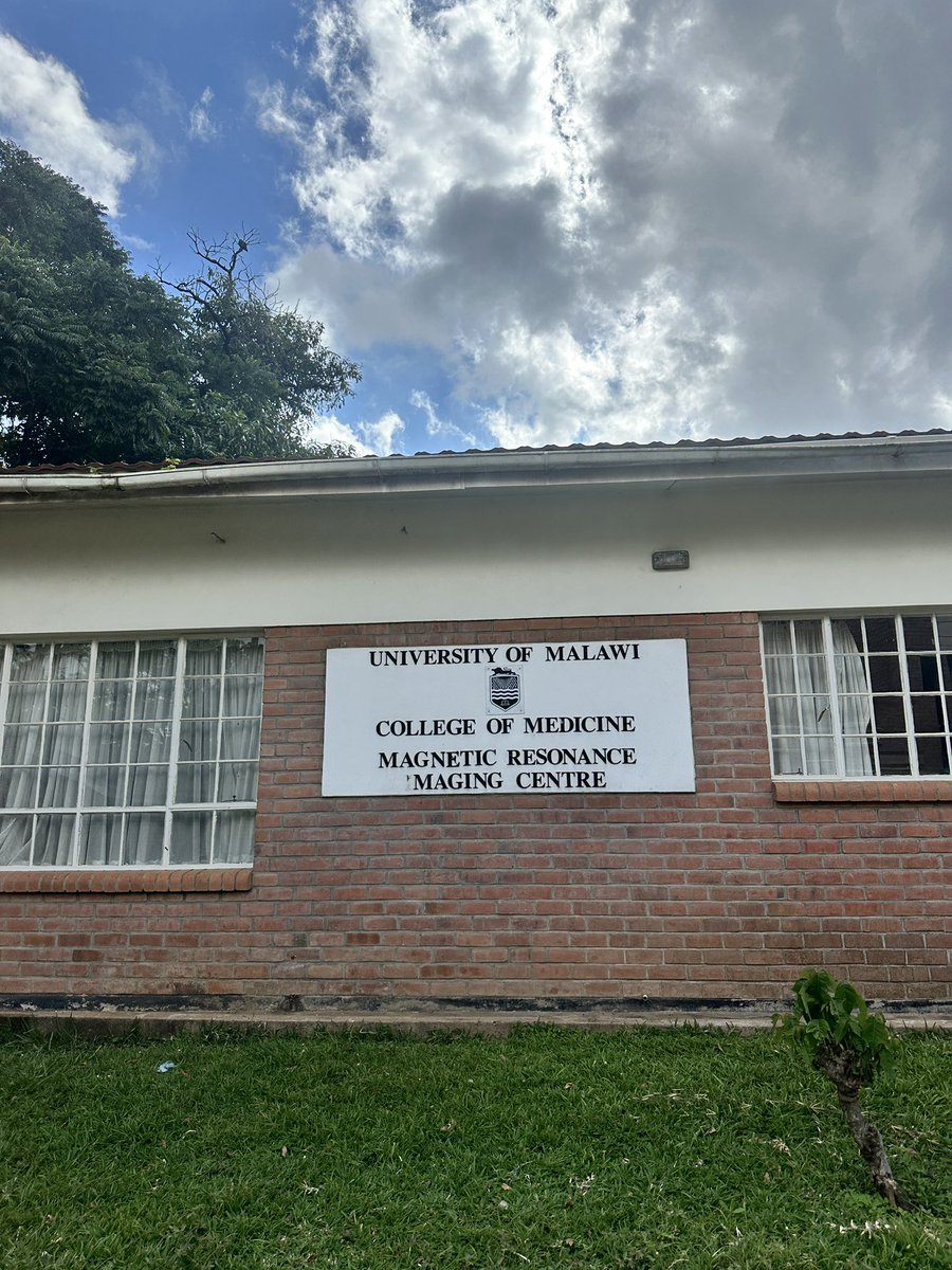 AnneliseKulp's tweet image. Spending my last 5 weeks as a medical student on a surgical rotation in Malawi and I’m eager to see radiology’s impact on care here and learn of ways I may be able to help contribute in the future as a #RadRes