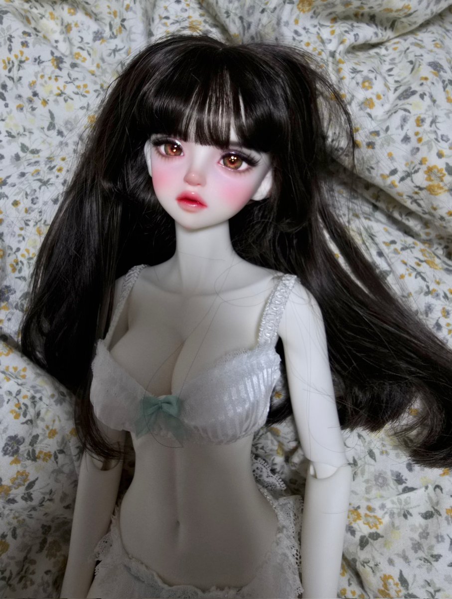 리나슈슈 피코티
이불샷도 예뻐요 피코티 하세요!!