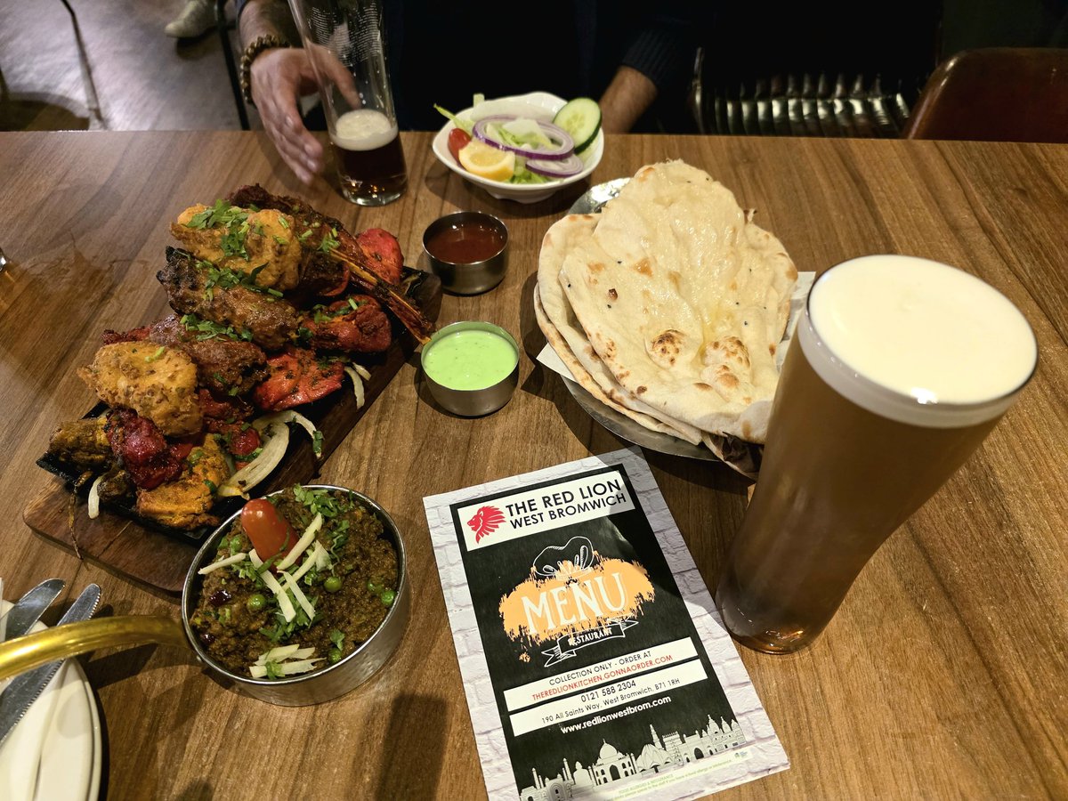DalMeister's tweet photo. #Mixi at #RedLion in #WestBromwich...
🍗🍺🍖👌🏽

#GrillHeil #MixedGrill #Beer https://t.co/sQ9X8xKk2U