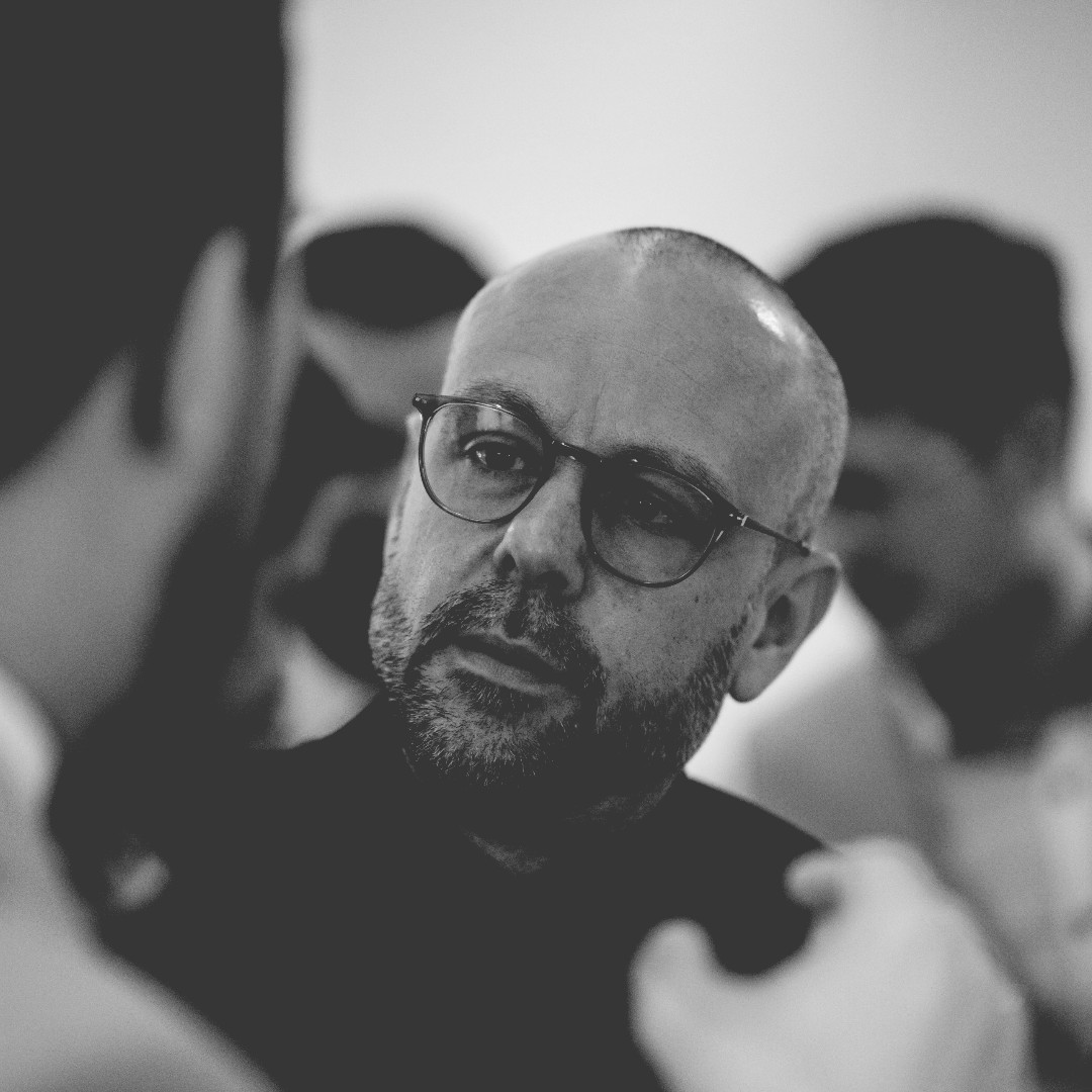 🔊 „Was zur Hölle ist mit uns passiert?" Autokraten regieren, Fakten zählen nichts. Populismus gedeiht, weil wir Komplexität scheuen. Lauteste Stimmen diktieren den Diskurs. Wie schützen wir uns – und unsere Kinder – vor einer Zukunft ohne Wahrheit?