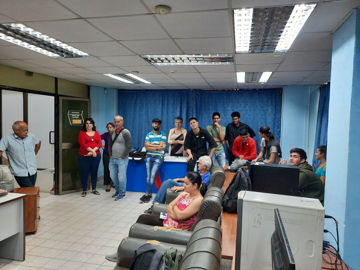 👌Merecido reconocimiento otorgado a CEDAI Cienfuegos por su aporte y puesta en marcha del Parque Fotovoltaico "Alcade Mayor" en la provincia. 

<a href="/GelectCuba/">Gelect</a> <a href="/MindusIndustria/">Ministerio de Industrias de Cuba</a> 

#cedaicuba #cedaiautomatizando