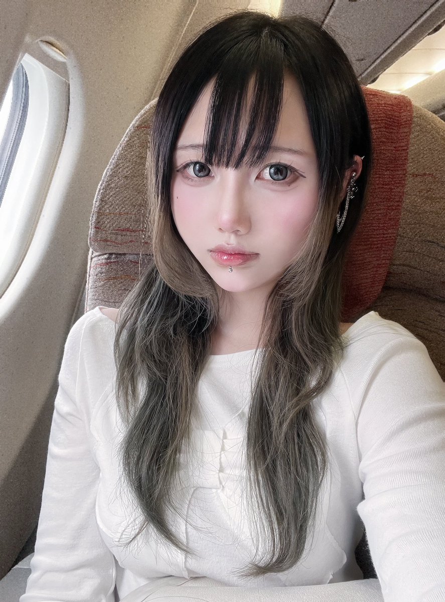 한국 넘 즐거웠엉🥺 
다시 일본으로 가여…..