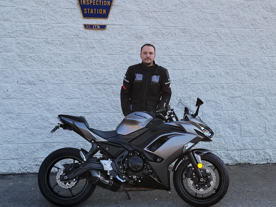 Captain_Icefire tweet media