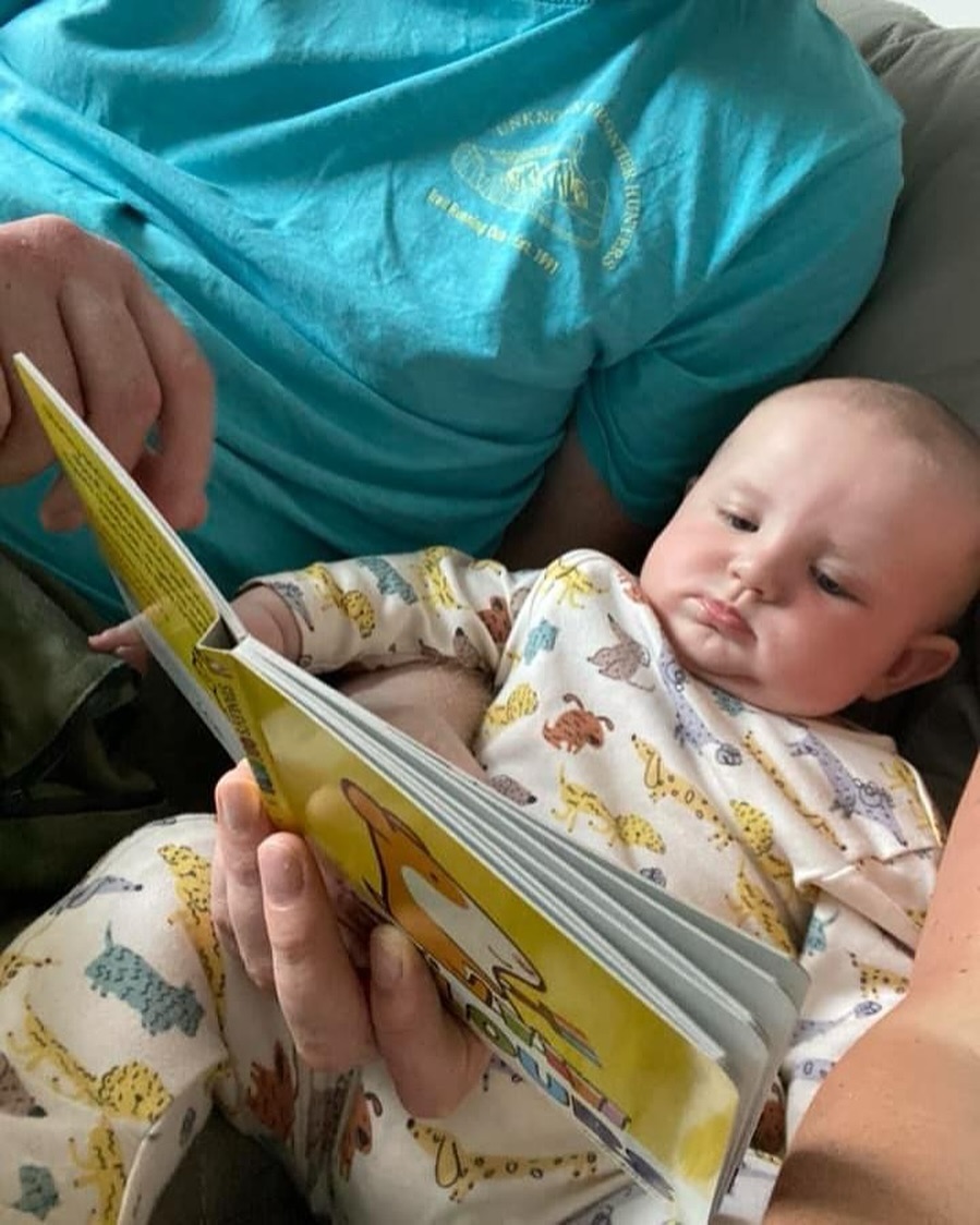 Imagination Library (@dollyslibrary) on Twitter photo March is #NationalReadingMonth! 📖 Reading with your child from an early age promotes brain development, boosts language skills, and creates lasting bonds.
Share a photo of your family reading a #DollysLibrary book together! Let's celebrate the joy of reading. ✨(📸: Gerri MA) March is #NationalReadingMonth! 📖 Reading with your child from an early age promotes brain development, boosts language skills, and creates lasting bonds.
Share a photo of your family reading a #DollysLibrary book together! Let's celebrate the joy of reading. ✨(📸: Gerri MA)