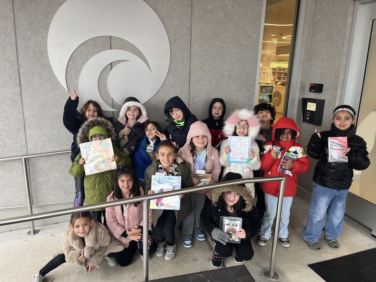 MissRinck's tweet photo. Such a fun morning on our visit to the Oceanside library 🌊📚This 2nd squad can’t wait to come back again with their families! @School9E https://t.co/zMGevfTQIe
