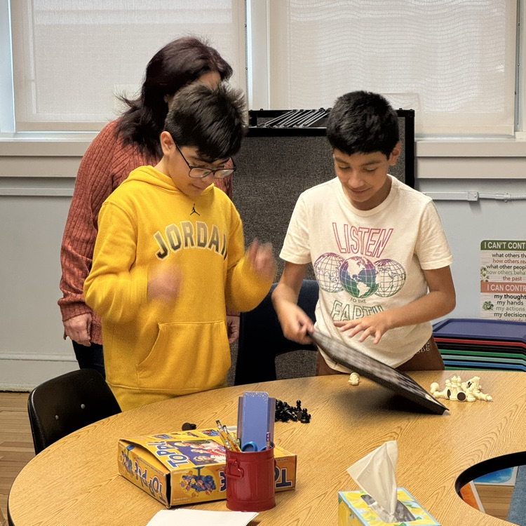 🌟 Our <a href="/WHGWashington/">WHGW</a> scholars are powering up their curiosity, teamwork, and critical thinking skills every single day. Proud of our amazing students who make learning an adventure! 📚💡 #SchoolSpirit #LearningTogether #WHe