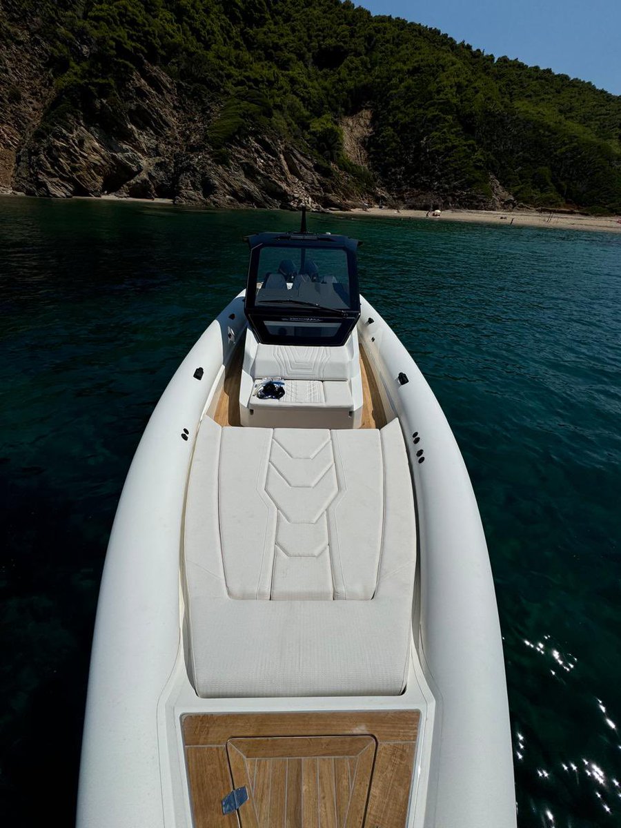 Flexin this new addition to the fleet.