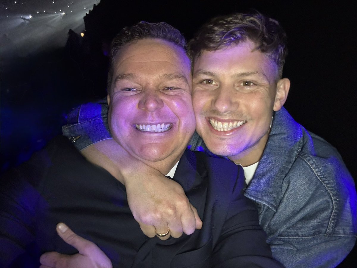 The legend that is <a href="/JonPoint/">Jonathan Halitsky</a> #JonPointing the most spectacular person 🧍!! Can’t tell you …. From 📺 #plebs to #sweetpea and the hysterical #bigboys he is just mega! 🙏