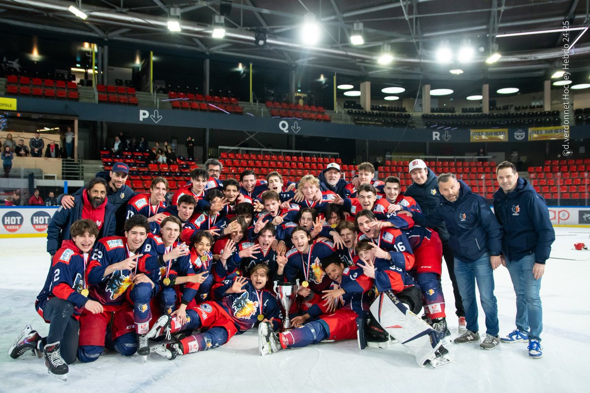 𝐐𝐔𝐄𝐋 𝐖𝐄𝐄𝐊-𝐄𝐍𝐃 𝐀 𝐏𝐎𝐋𝐄𝐒𝐔𝐃 ! 🤩

☑️ Qualification en finale des playoffs
🏆 Champions de France U20 
🏆 Champions de France U18

#BDLNATION 🔴🔵

📸  <a href="/fabdl19/">Fabien Baldino</a> | D. Verdonnet