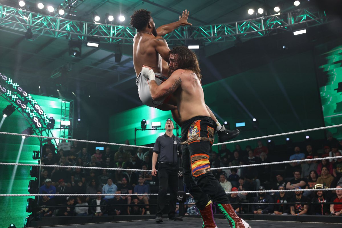 Up Up and Away🐊 #wwelfg