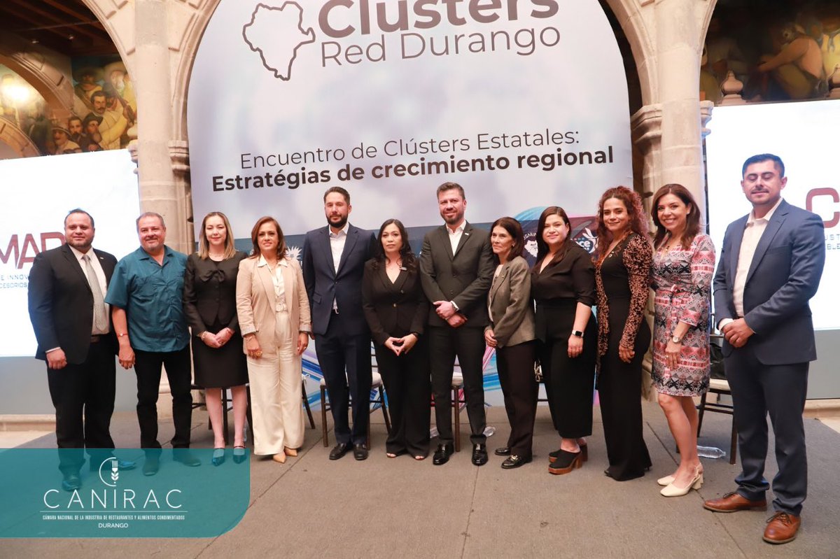 CaniracDgo's tweet image. Presentes en el Encuentro de Clústeres Estatales, un espacio de diálogo e ideas innovadoras, con el propósito de impulsar la economía en la región, evento en el que en compañía de empresarios y expertos en el tema, lograremos generar un mejor lugar para los duranguenses.