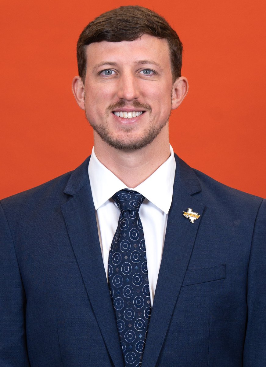 UTRGV Men’s Basketball (@utrgvmbb) on Twitter photo Happy Birthday to our head athletic trainer <a href="/SKdontplay25/">Steven Kraus</a>! The best in the business.
#RallyTheValley #UTRGV Happy Birthday to our head athletic trainer <a href="/SKdontplay25/">Steven Kraus</a>! The best in the business.
#RallyTheValley #UTRGV