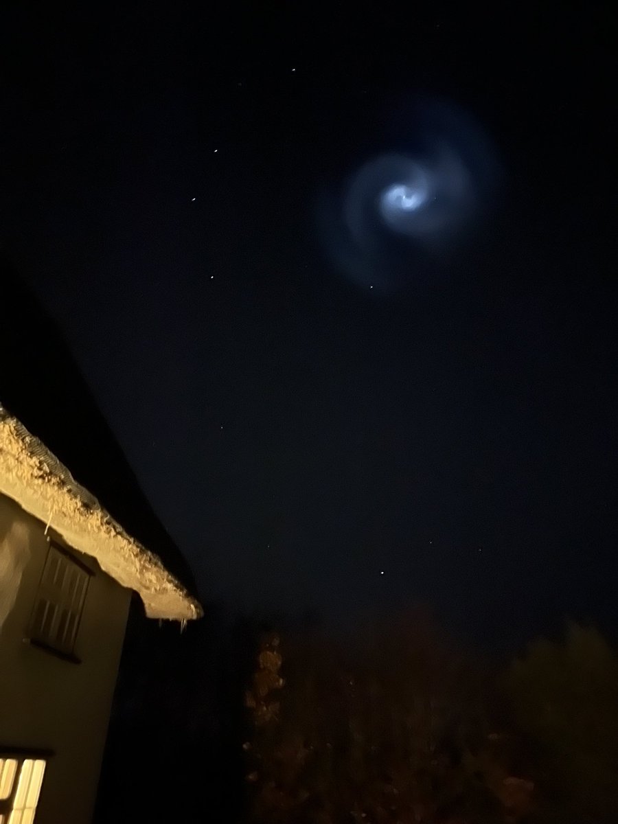 Steven Hall tweet media