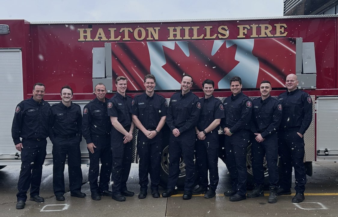 🚒🔥 Exciting News from the Halton Hills Fire Department! 🔥🚒 

We are thrilled to welcome 10 new full-time firefighters to our dedicated team! These individuals bring a wealth of experience, skills, and passion for serving our community. #OurFamilyProtectingYourFamily