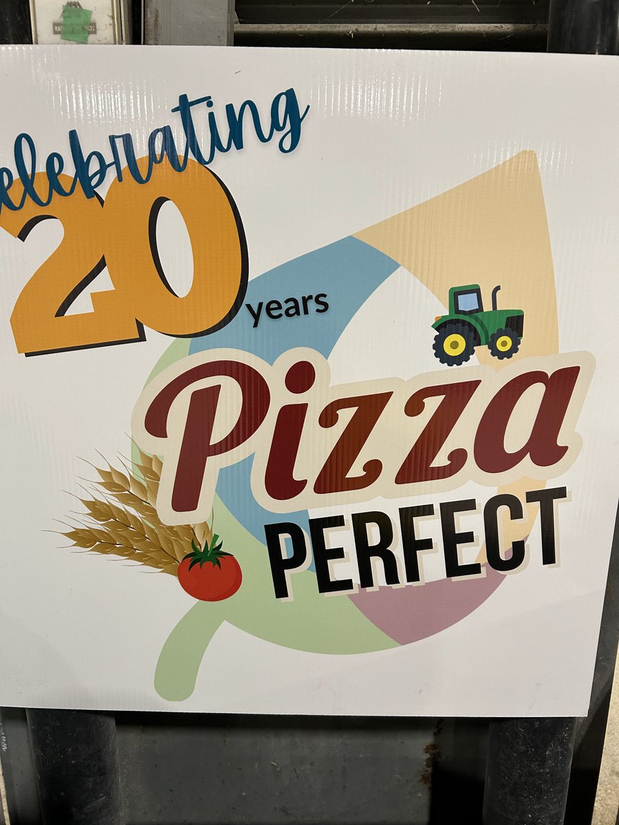 WellFedAg's tweet image. Our @OntarioFarms MSR got us set up today for the 20th anniversary of #pizzaperfect @Grandriverag for grade 3 students!  2 days.  800 kids.  100% ag learning fun!
