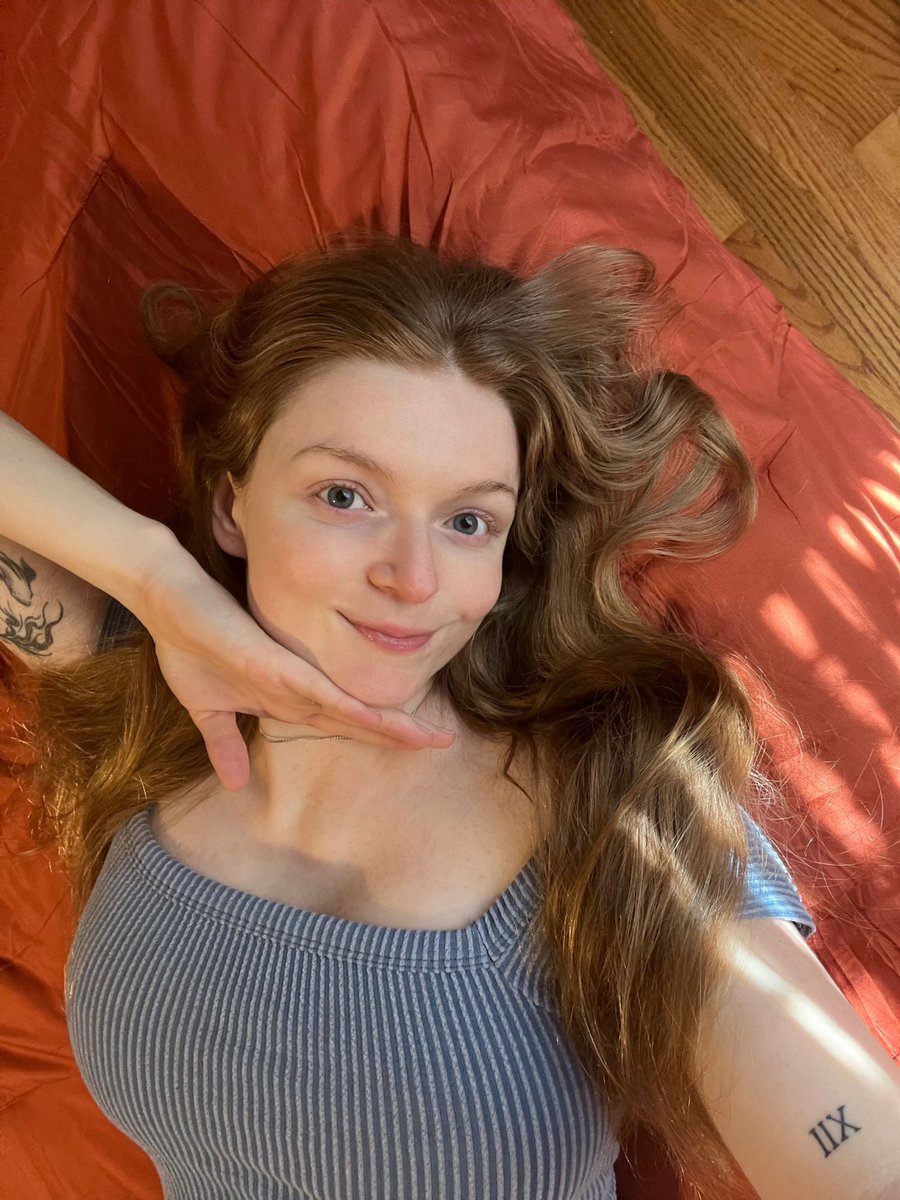 Cale 🥬 tweet media