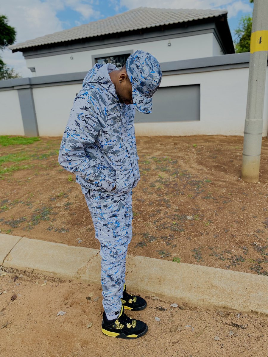GENEtm_18's tweet photo. awoa hape a re lwane akere ..I’m just a mbuzi in the kraal..🦋❤️ https://t.co/5JMTNNy5Ve