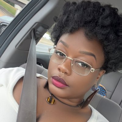 _yeadoh_'s tweet photo. #NewProfilePic https://t.co/YiYqIdyAv9