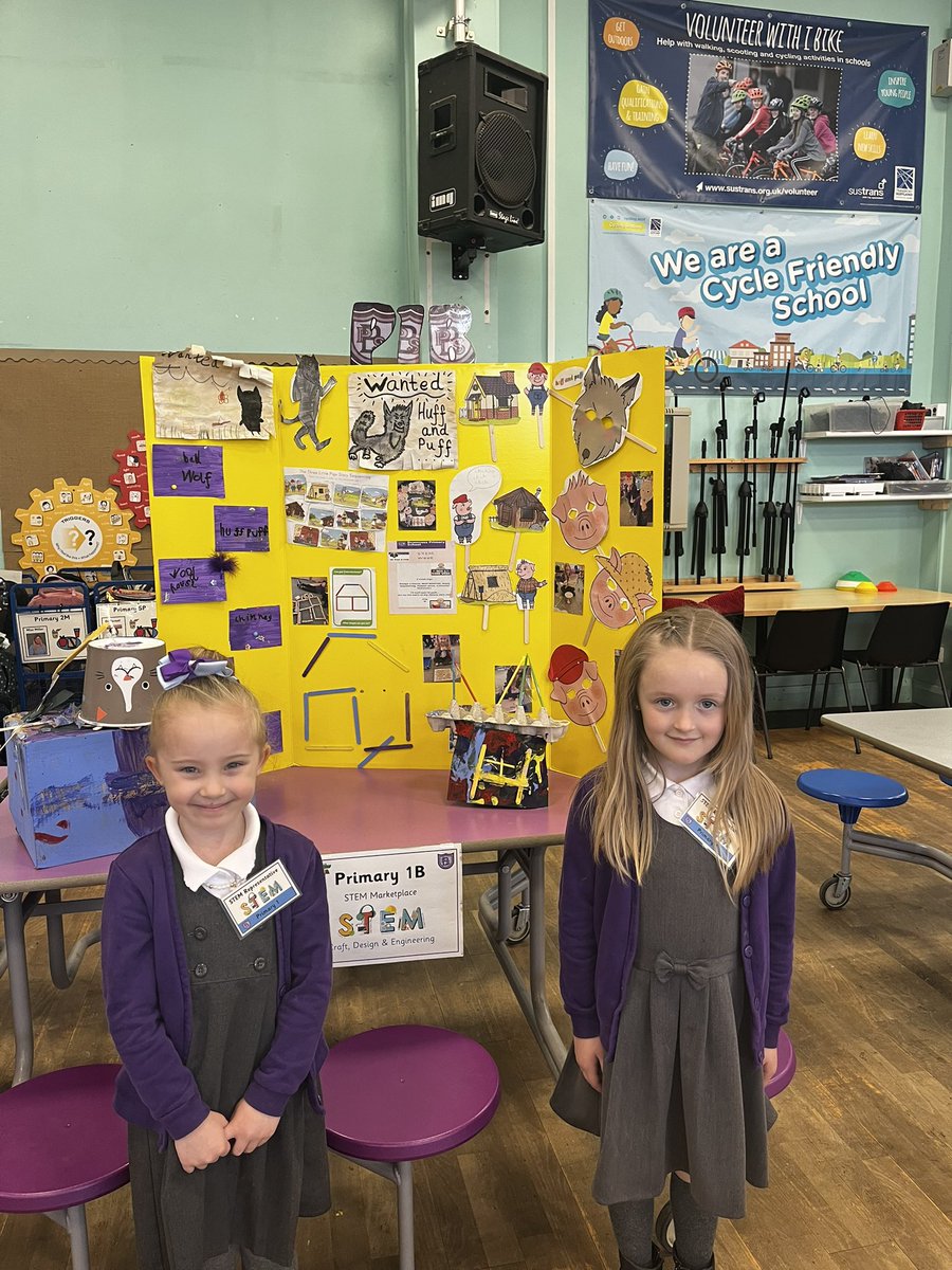 Our P5 - 7 pupils were given challenges linked with Grangemouth Children’s Day 👸🏼 

From designing themed floats in P5 🦸🏼, fairground rides in P6 🎡 and new, sustainable stages in P7 🎤