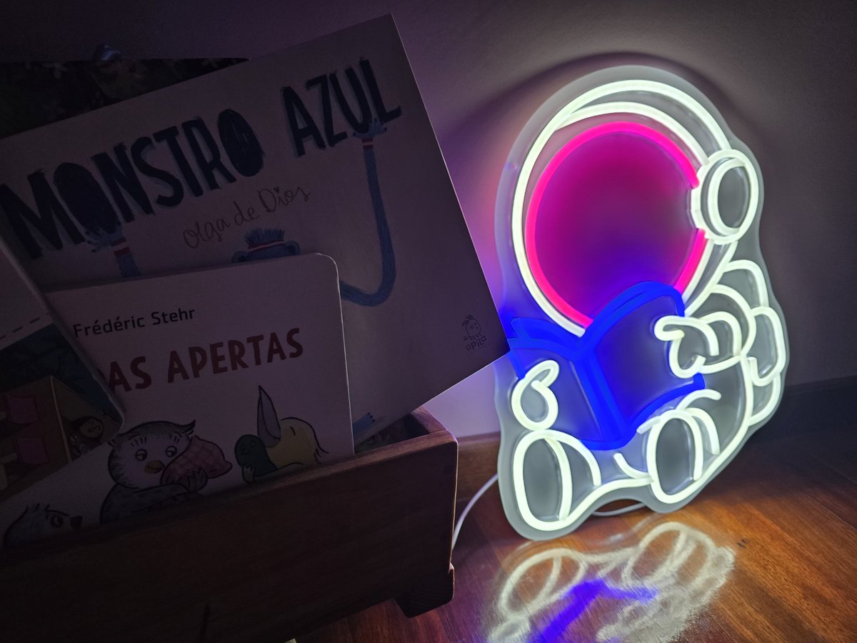 iagovarela's tweet image. O tempo dos  contos 📚🧑‍🚀 #paternidade