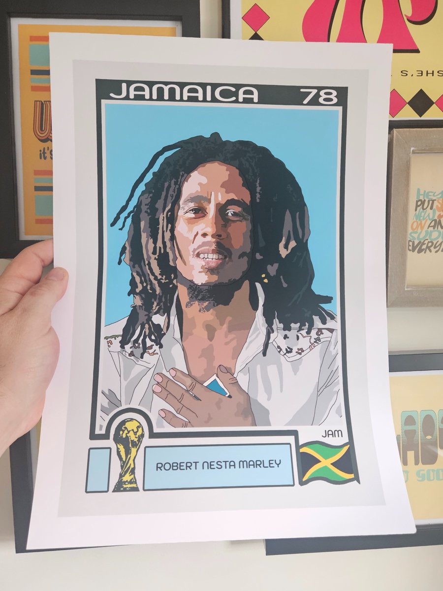 MaadWeb's tweet image. ⚽🎶 Another one shipped! 🎶⚽

Bob Marley meets retro football sticker vibes. Pure class. This one’s gone, but there’s more!

👉 maadweb.co.uk/product/bob-ma…

#BobMarley #RetroFootball #StickerStyle #MusicPrints #ONELOVEONEHEART #onelove