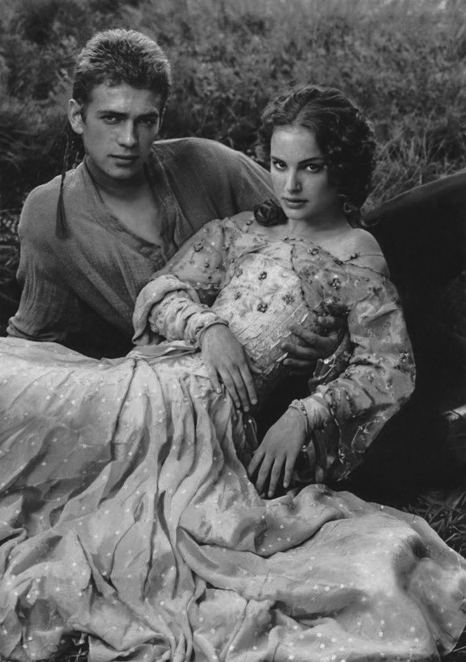 TheCinesthetic's tweet image. natalie portman and hayden christensen for vanity fair (2002)