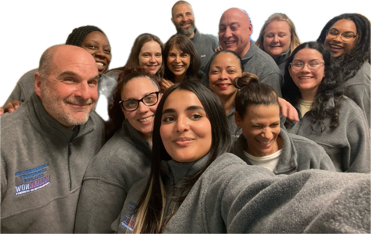Your KBCC Future Ready / College Now team is here for you! 🎓✨ Have college or career questions (non-emergency)? Send us an email—we’re ready to help! 💌📩 #futurereadynyc #CollegeNow #KBCC