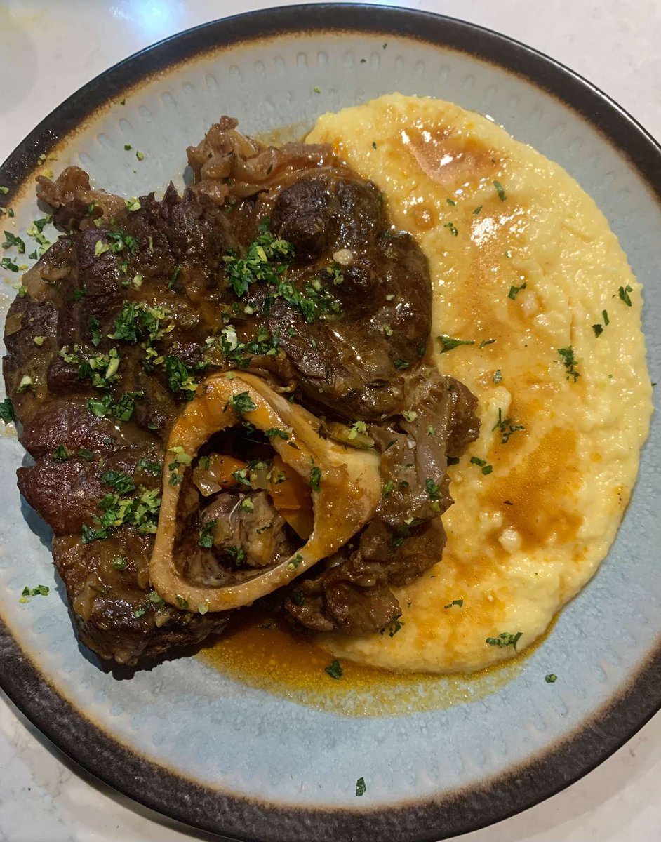 degadegade's tweet photo. #Ossobuco with #polenta and #gremolata 
@ProteqTV https://t.co/LhwH3XKF5D