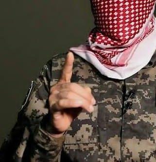 .
اللهم لا ترينا وجه هذا الرجل .. ولا تجعلنا نعلم عنه اي شيئ 
وحفظه تحت لثامه حتى يخرج إلينا وينزعه امامنا 
معلنا عن نفسه وعن تحرير مسجدنا الأقصى يا الله 🤲🇵🇸
#فلسطين #غزة #عبدالملك_الحوثي #اليمن #صنعاء #yemen #palastine #Gaza