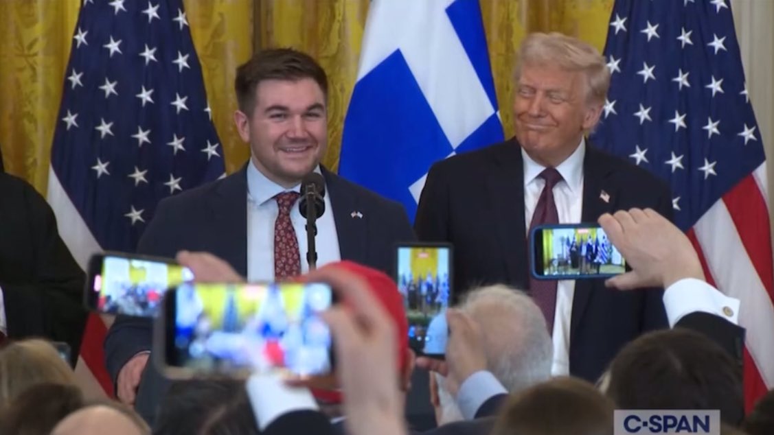 alekskarlatos's tweet image. 