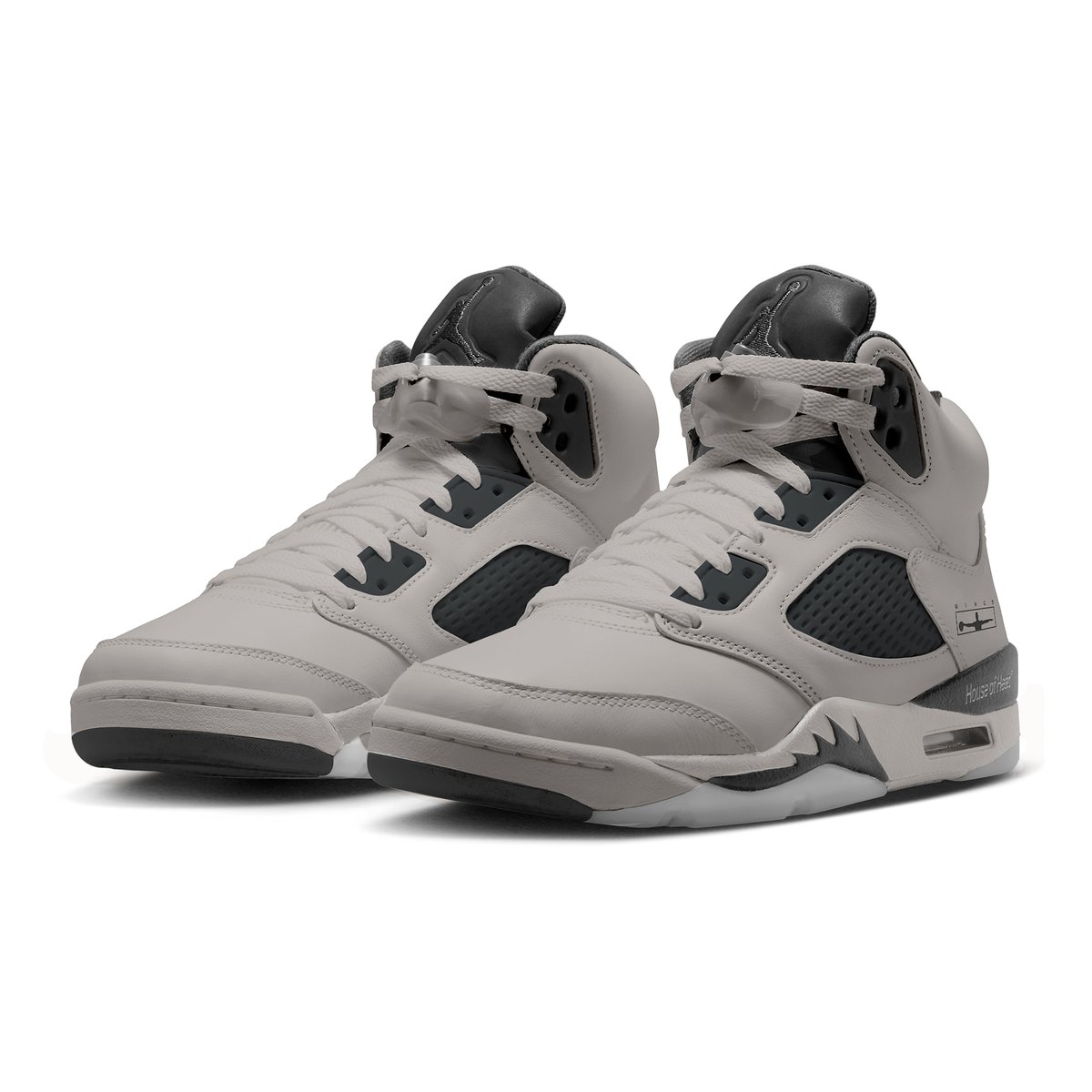houseofheat's tweet photo. The Air Jordan 5 Returns to the "Wings" Series in 2025 🪽 https://t.co/TFLkBgTX3g