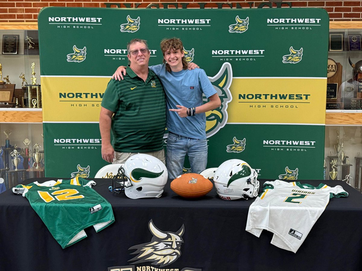 BraedenEllis07's tweet photo. Awesome day to be a MightyOak! https://t.co/6Qe31J2Cze