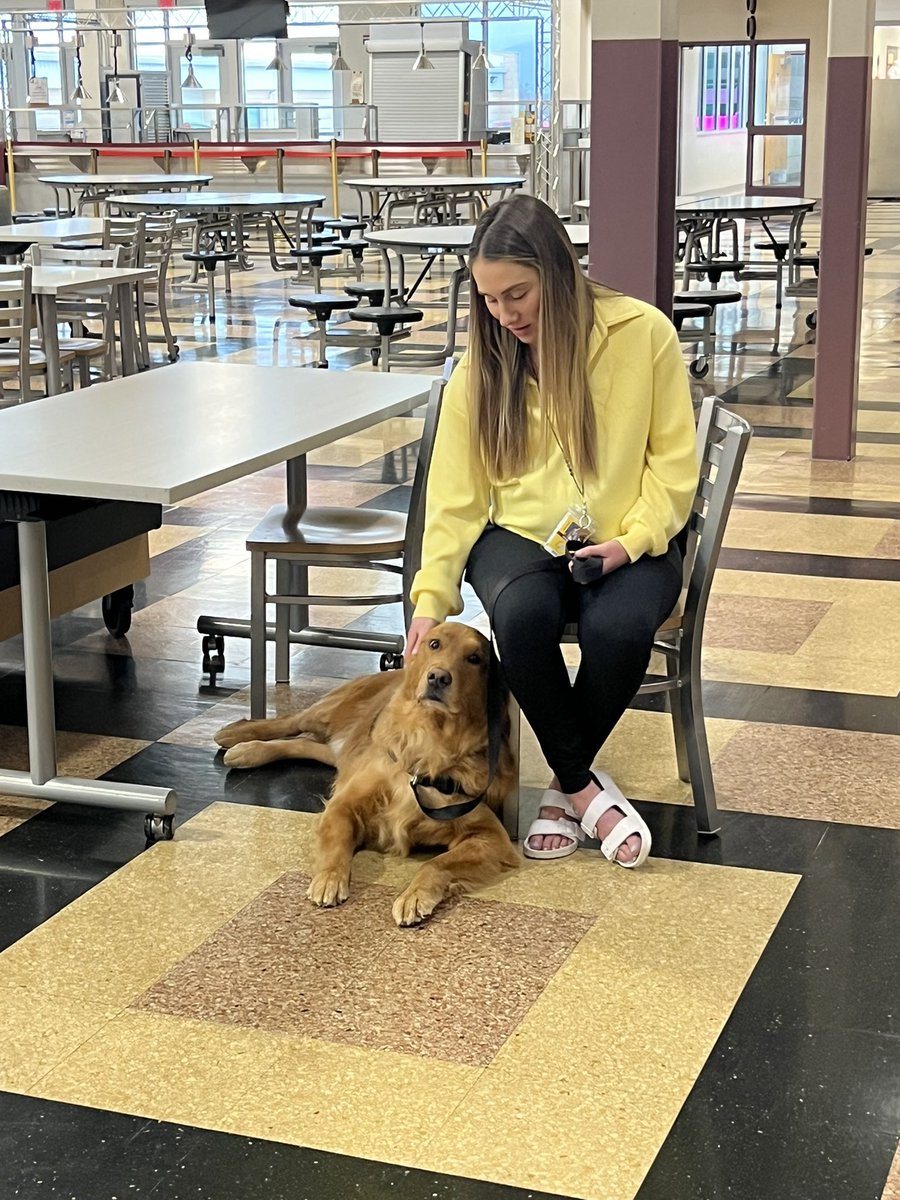 Mrs. Clarissa Nace tweet media