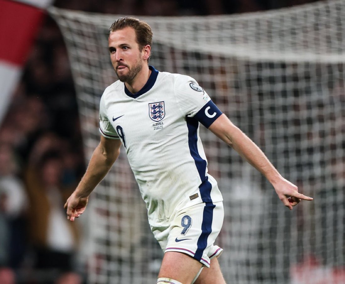 FabrizioRomano's tweet photo. 🔛🏴󠁧󠁢󠁥󠁮󠁧󠁿 Harry Kane has scored 71 goals for England… in 105 games. https://t.co/VPBbbOqC6q