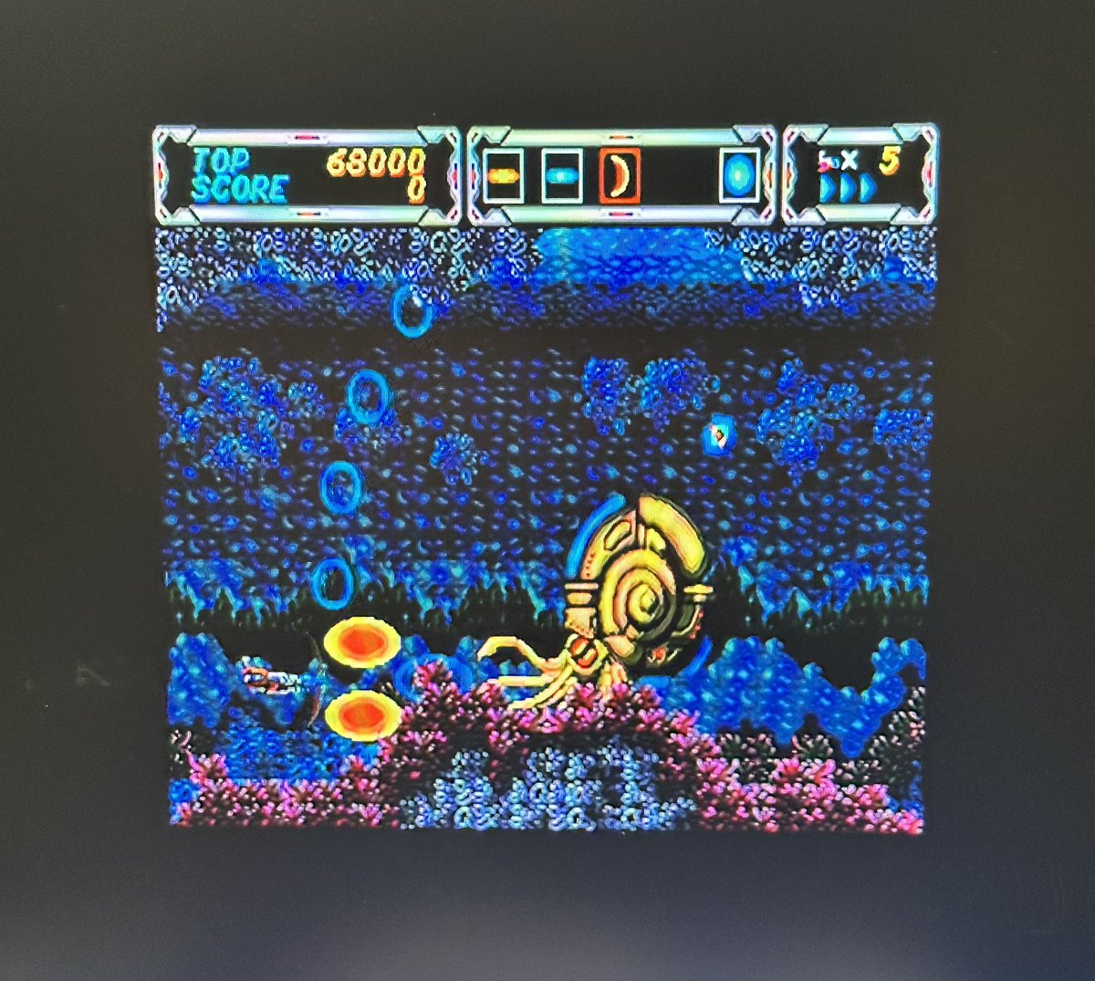 NeuesAusDemNest's tweet image. Es ist fast unglaublich, was für eine Grafik- und Soundpracht - und Spielbarkeit - #Technosoft mit #ThunderforceIII vor 35 Jahren auf einem gerade mal 4MBit großen #MegaDrive-Modul präsentiert hat! 
#Retromontag #Retrogaming