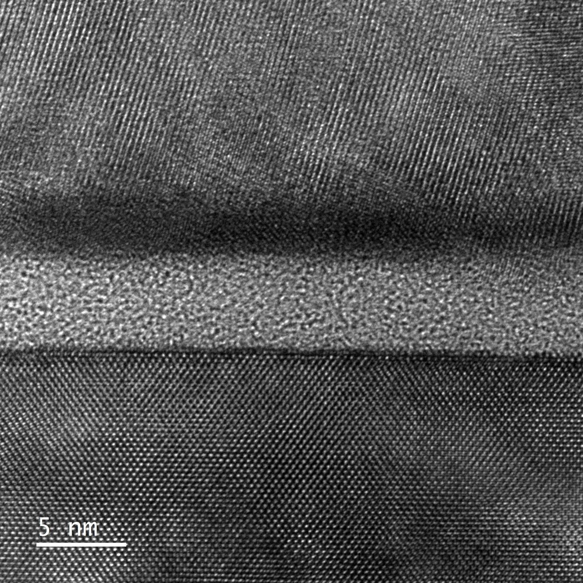 szeloof's tweet image. We make it ourselves
And make the machine to make it.
Want to join?
Hiring EE, ME, Software , process engineers. We made the machine that puts atoms there, it’s laptop sized and draws 90 watts . Now we’re automating and building 10.
Zoom in ,they’re not pixels