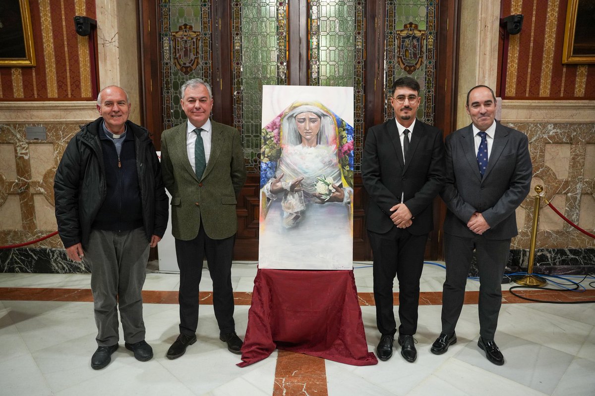 Ayto_Sevilla's tweet photo. Hemos acogido la presentación del cartel de la @HDesamparados, con motivo de su presencia en el Pregón de las Glorias.

Una obra de Miguel Marín 👨🏻‍🎨 que ha sido presentada por @jlsanzalcalde.

Alcosa se prepara para vivir una jornada histórica el próximo mes de mayo. ¡Felicidades! https://t.co/HxpvzUmmdb