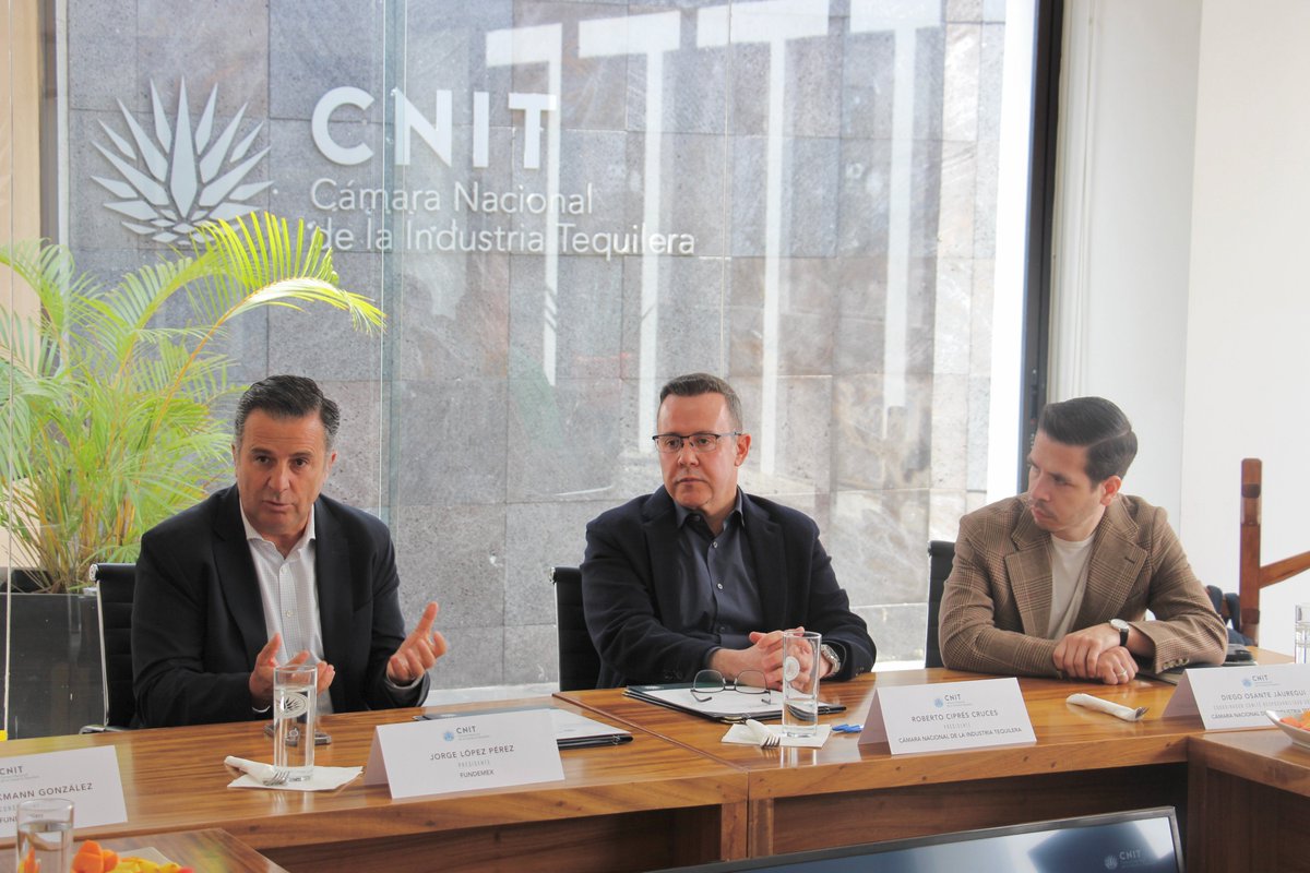 La Fundación del Empresariado en México, A.C. (<a href="/Fundemex/">Fundemex</a>), en alianza con la Cámara Nacional de la Industria Tequilera, firmaron un convenio de colaboración con el propósito de impulsar acciones que favorezcan las condiciones laborales, y el empleo formal dentro de la Industria.