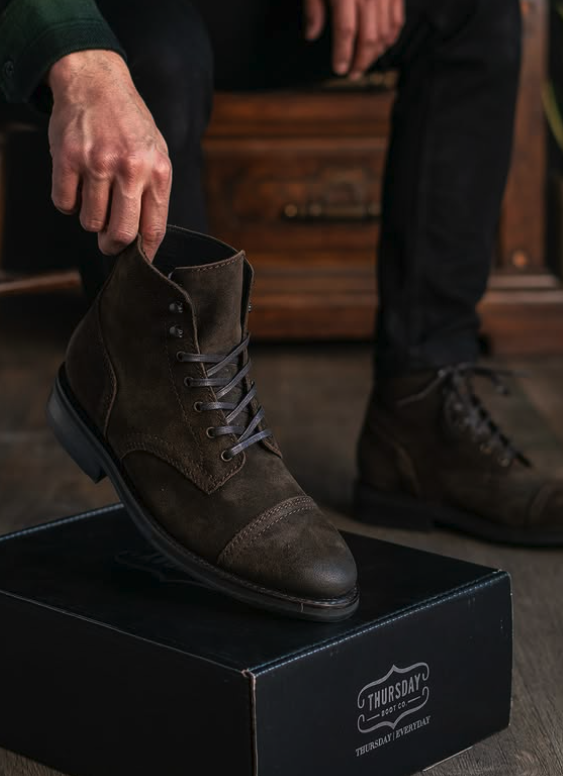 ThursdayBootCo's tweet photo. Classic Dark Olive 🫒
#ThursdayBoots
#OliveYou
#RuggedStyle https://t.co/hRixNXPWdZ