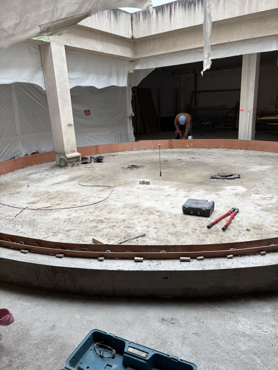 Nadege Azzaz tweet media