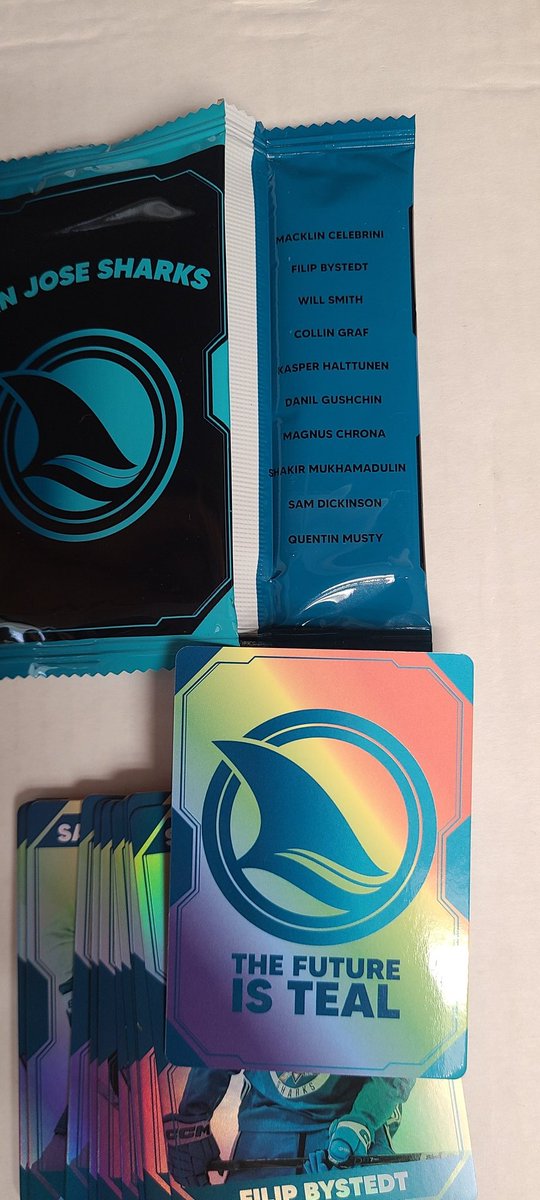 dereleeke's tweet image. Anyone interested in these sharks cards that were a giveaway this season? Looking for sf giants in return