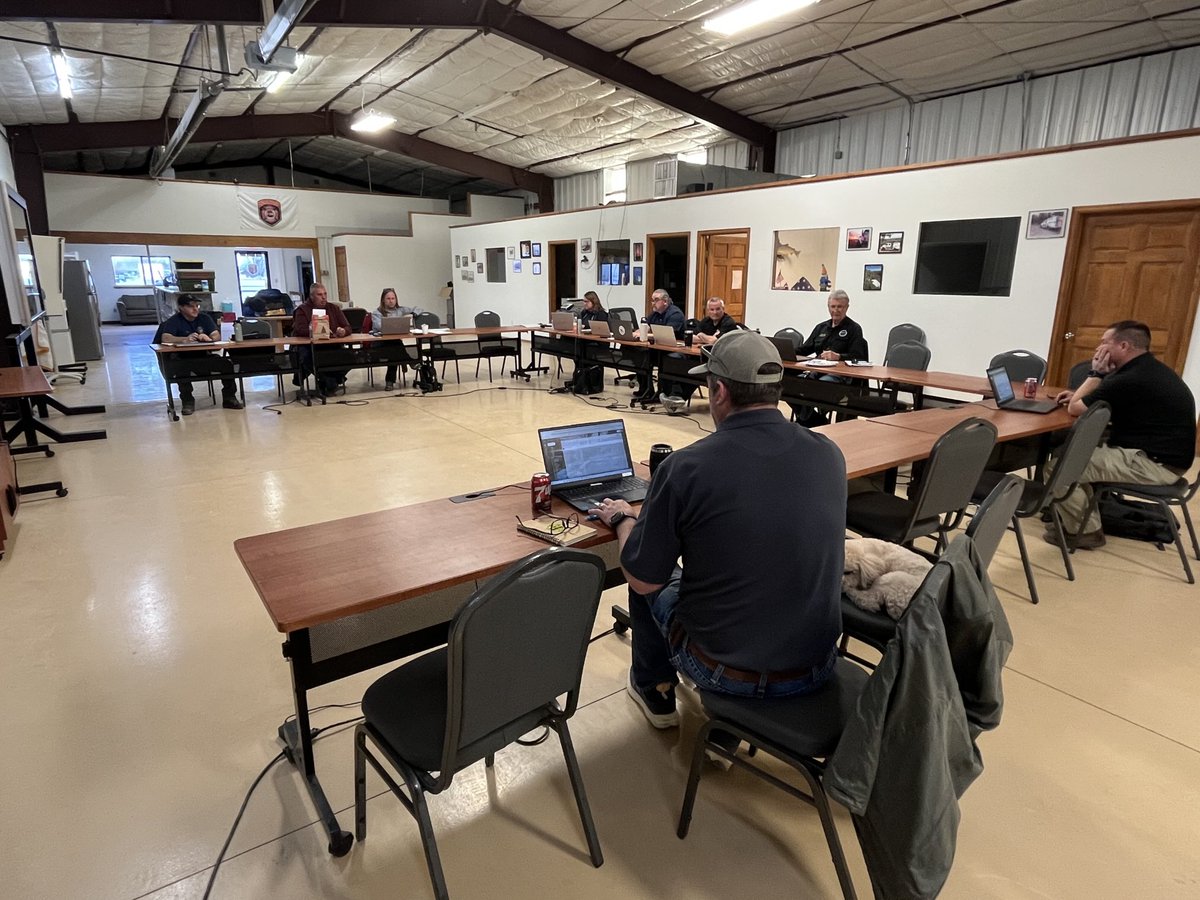 coem_SLVFM's tweet photo. San Luis Valley Emergency Management bi-monthly meeting in Alamosa. #SLVStrong #EMElevation7500-14400 https://t.co/lOrem5zuPo