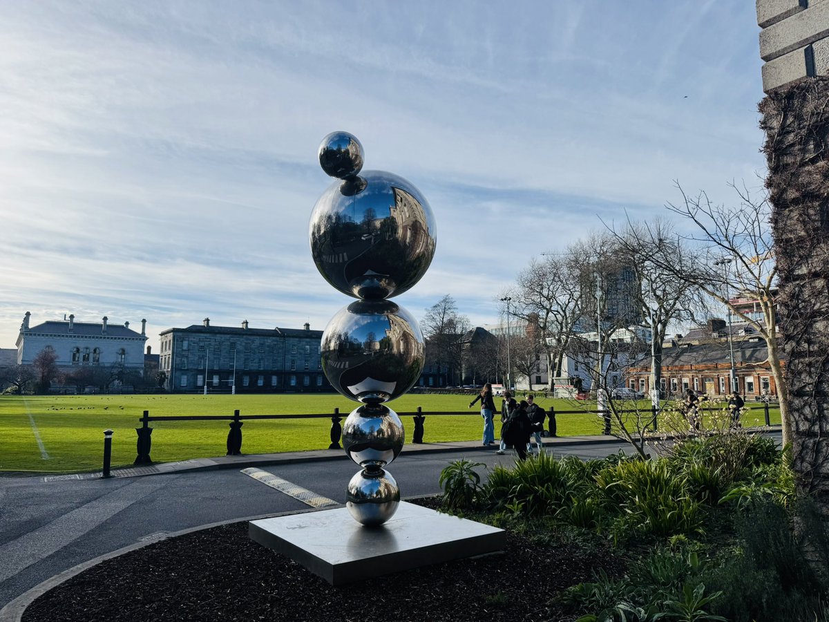 Ronan Kearney (@kearneyronan) on Twitter photo Enjoyable afternoon in <a href="/tcddublin/">Trinity College Dublin</a> lecturing on a topic I’m very passionate about.
🏃♀️💨 Relative Energy Deficiency in Sport
⚖️ Energy balance
💫 High performance and health
🤝 Mult-disciplinary teamwork
“Apples & Atoms
Sports & Exercise Medicine” Enjoyable afternoon in <a href="/tcddublin/">Trinity College Dublin</a> lecturing on a topic I’m very passionate about.
🏃♀️💨 Relative Energy Deficiency in Sport
⚖️ Energy balance
💫 High performance and health
🤝 Mult-disciplinary teamwork
“Apples & Atoms
Sports & Exercise Medicine”