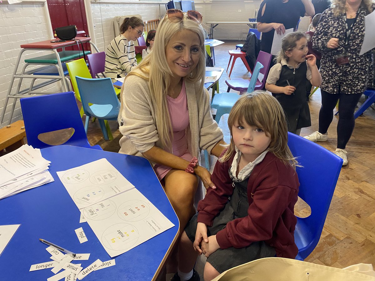 Great phonics workshop this afternoon courtesy of Adult and Community Learning at WCC. Pupils and parents really enjoyed the session. Look out for our story sack workshop coming up next term.