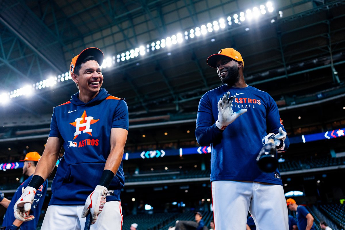 astros's tweet image. Home 🧡